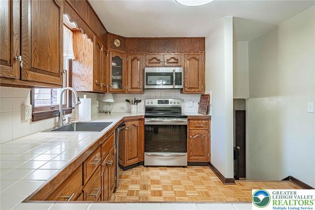3857 Friedens Road, Slatington Boro, PA 18080