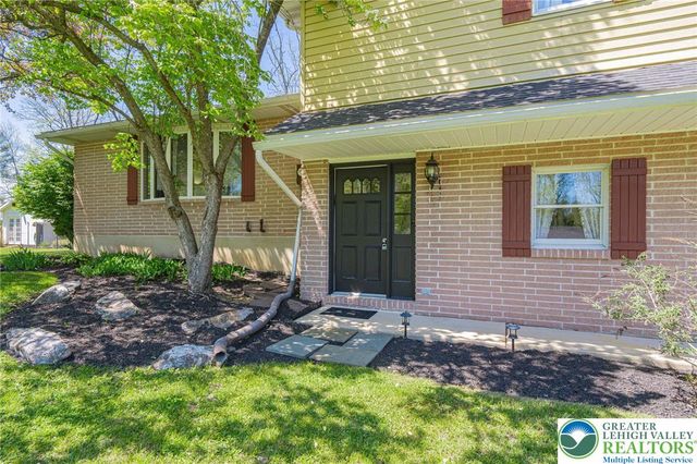 3857 Friedens Road, Slatington Boro, PA 18080