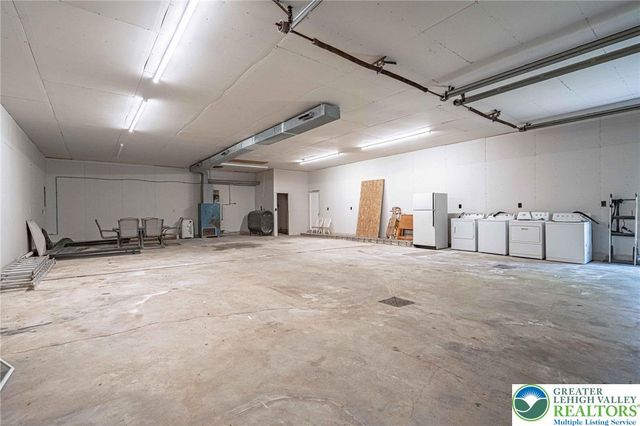 3857 Friedens Road, Slatington Boro, PA 18080