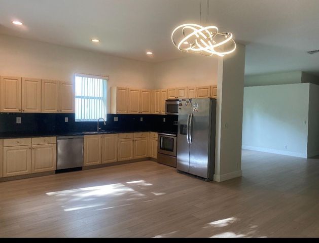 7953 NW 70TH Avenue, Parkland, FL 33067