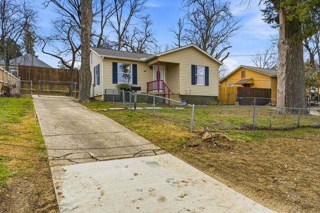 1514 Baxley Street, Carrollton, TX 75006