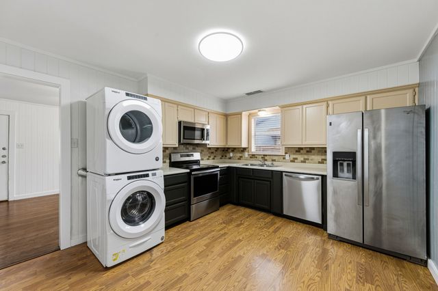 1514 Baxley Street, Carrollton, TX 75006