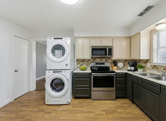 1514 Baxley Street, Carrollton, TX 75006