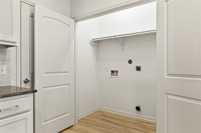 12339 Ridgecrest Drive, Willis, TX 77318