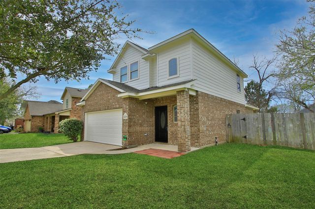 12339 Ridgecrest Drive, Willis, TX 77318