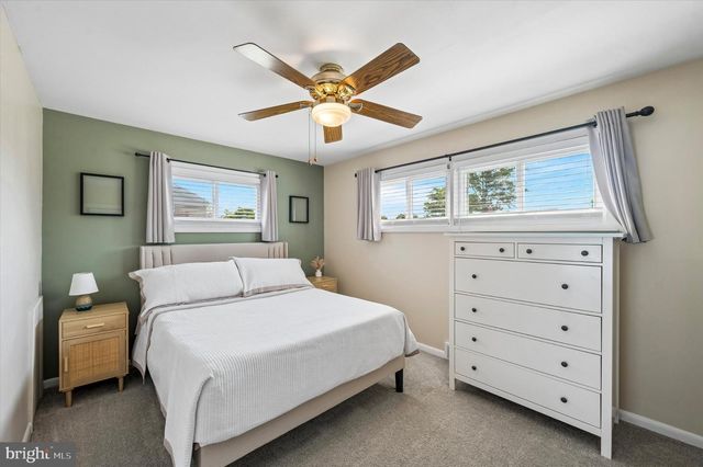 2225 THERESA AVE, Morton, PA 19070