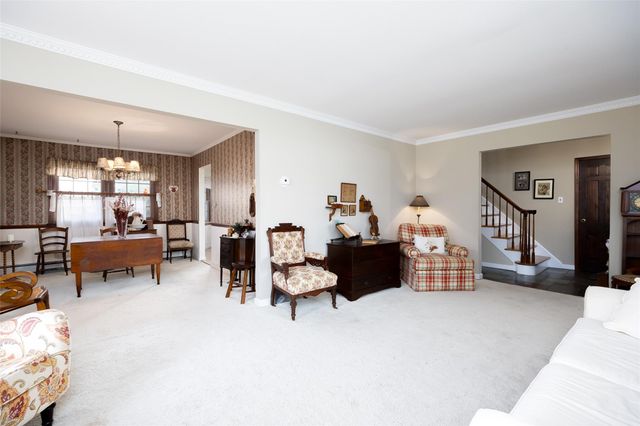 45 Edgewater Avenue, Massapequa, NY 11758