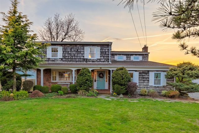 45 Edgewater Avenue, Massapequa, NY 11758