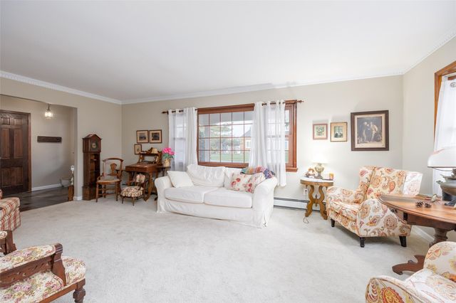 45 Edgewater Avenue, Massapequa, NY 11758