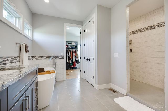 2442 Berkeley Court, Clearcreek Twp., OH 45036