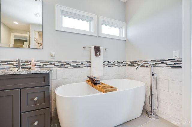 2442 Berkeley Court, Clearcreek Twp., OH 45036