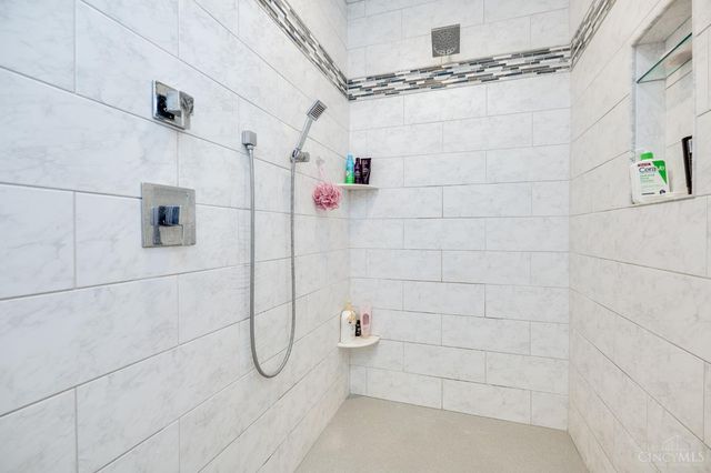 2442 Berkeley Court, Clearcreek Twp., OH 45036