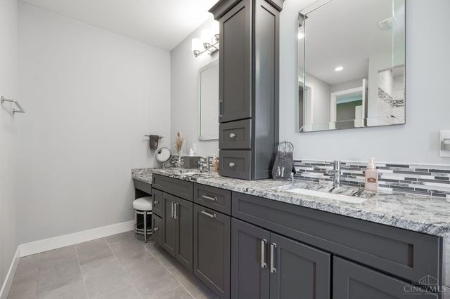 2442 Berkeley Court, Clearcreek Twp., OH 45036