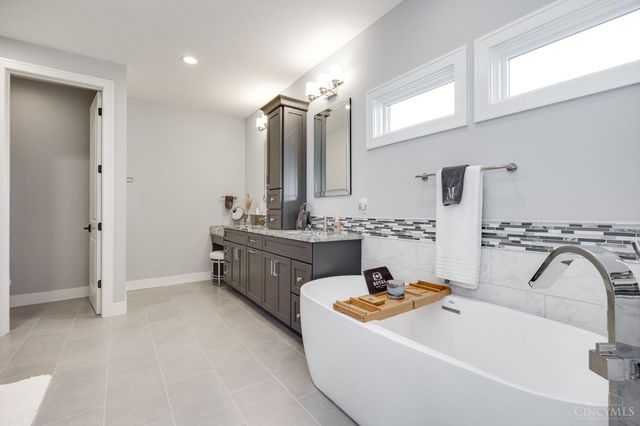 2442 Berkeley Court, Clearcreek Twp., OH 45036