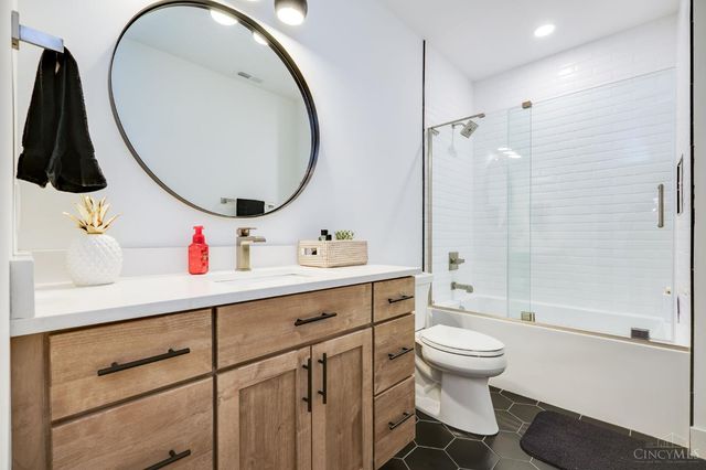 2442 Berkeley Court, Clearcreek Twp., OH 45036