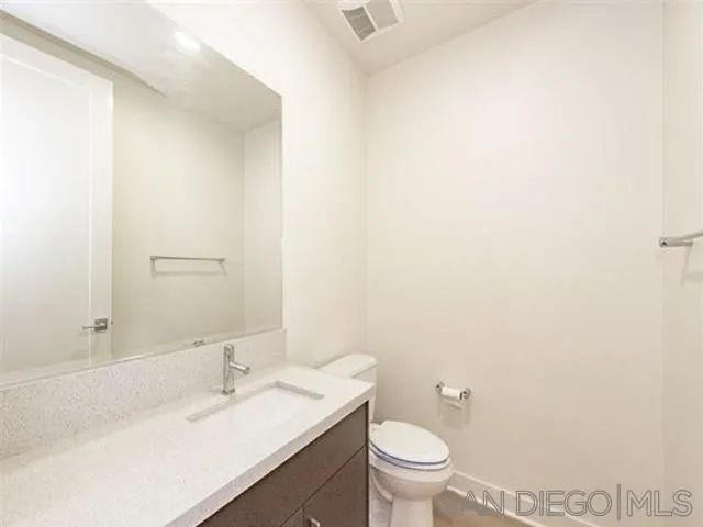 5559 Corum Court, San Diego, CA 92130