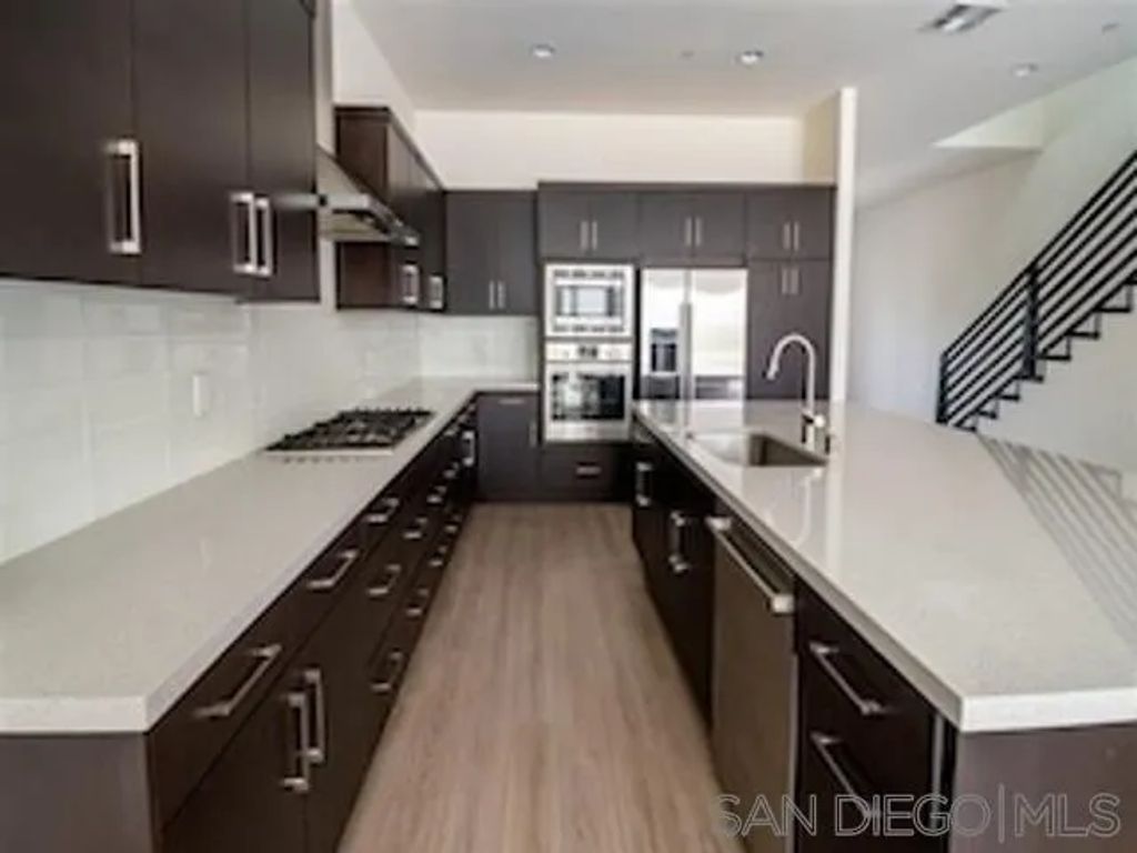 5559 Corum Court, San Diego, CA 92130