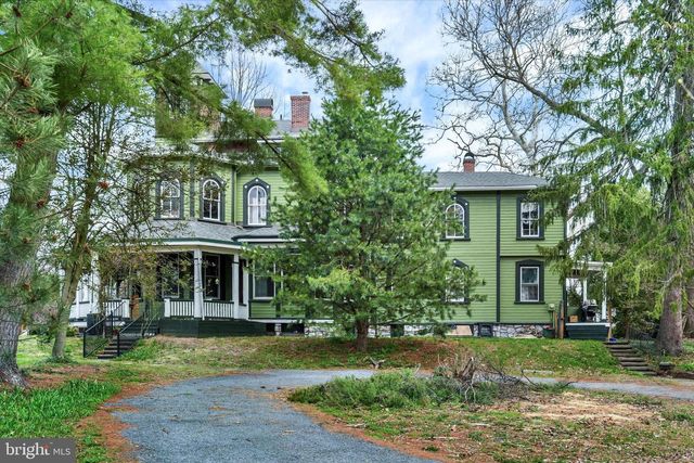 2101 BELLEVUE RD, Harrisburg, PA 17104