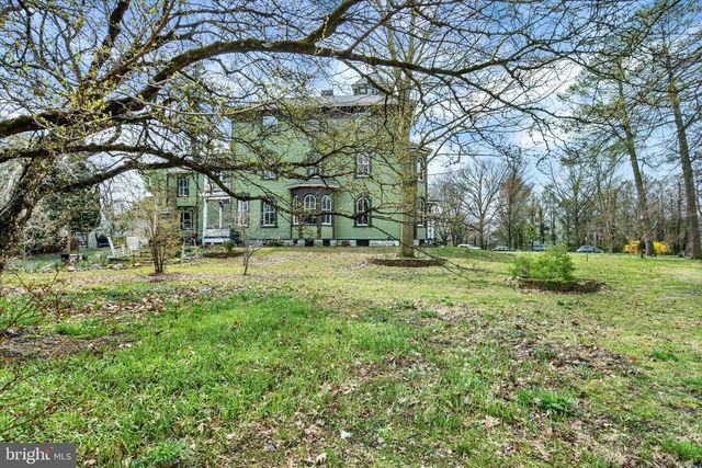 2101 BELLEVUE RD, Harrisburg, PA 17104