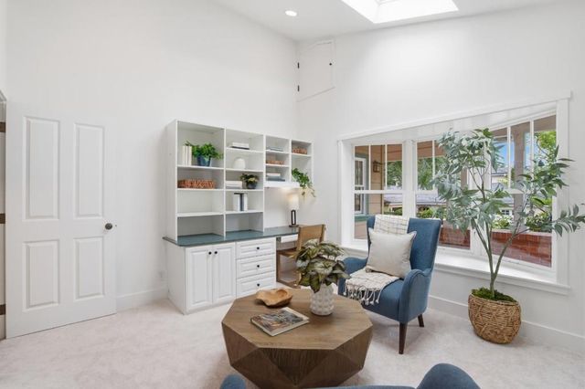 2136 Clayton Drive, Menlo Park, CA 94025