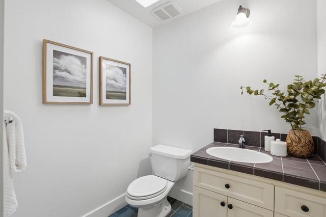 2136 Clayton Drive, Menlo Park, CA 94025