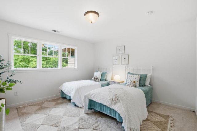 2136 Clayton Drive, Menlo Park, CA 94025