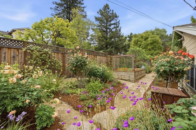 2136 Clayton Drive, Menlo Park, CA 94025