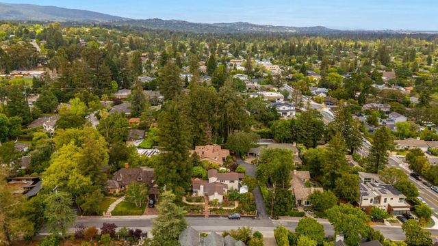 2136 Clayton Drive, Menlo Park, CA 94025