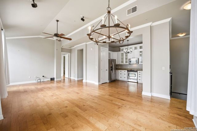 7342 Oak Manor Dr Apt 6202, San Antonio, TX 78229