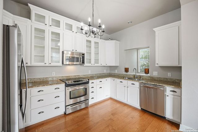 7342 Oak Manor Dr Apt 6202, San Antonio, TX 78229