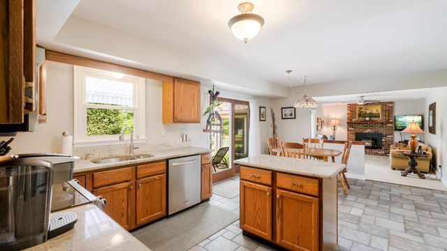 4 AUDREY LN, Perkasie, PA 18944
