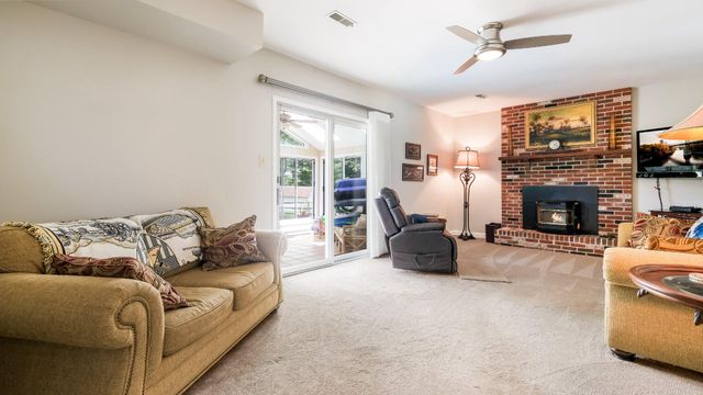 4 AUDREY LN, Perkasie, PA 18944