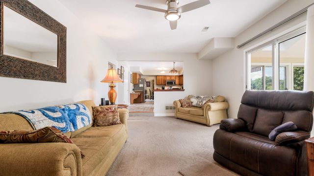 4 AUDREY LN, Perkasie, PA 18944