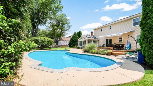4 AUDREY LN, Perkasie, PA 18944