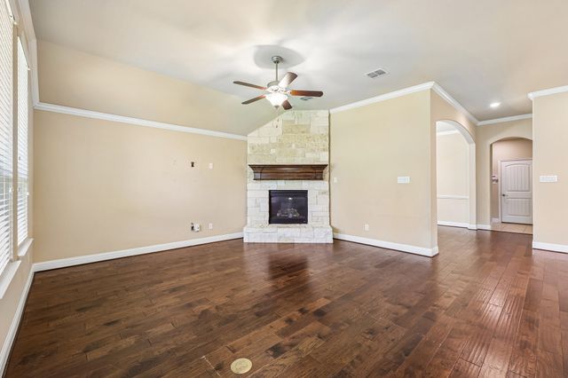 2721 Driftwood Creek Trail, Celina, TX 75078
