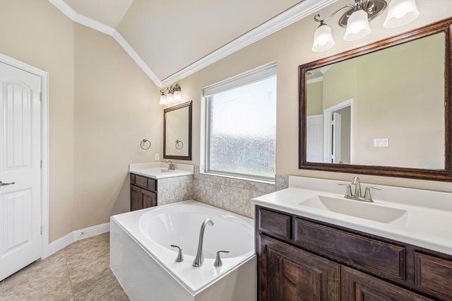 2721 Driftwood Creek Trail, Celina, TX 75078