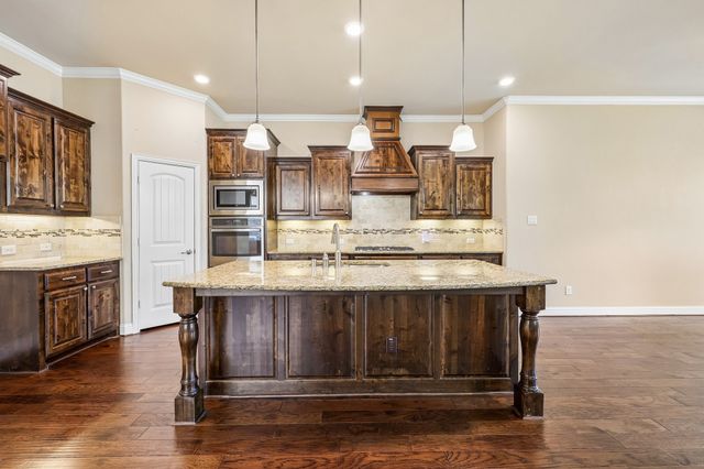2721 Driftwood Creek Trail, Celina, TX 75078