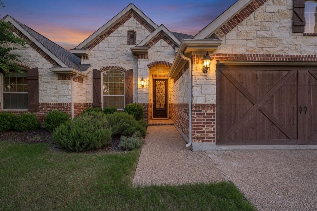 2721 Driftwood Creek Trail, Celina, TX 75078
