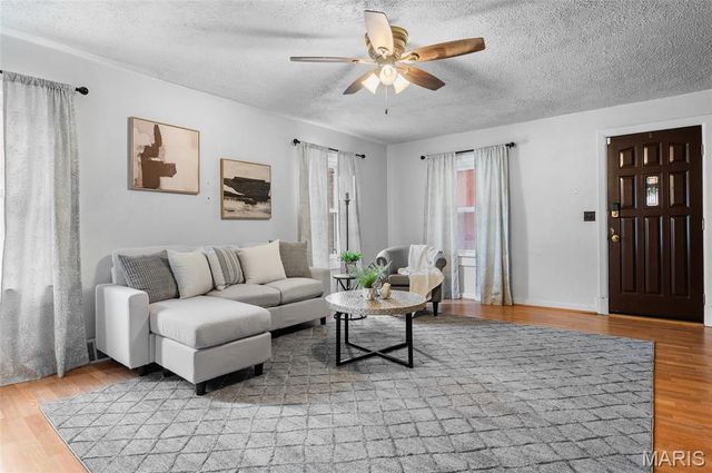 340 10th Street, Wood River, IL 62095