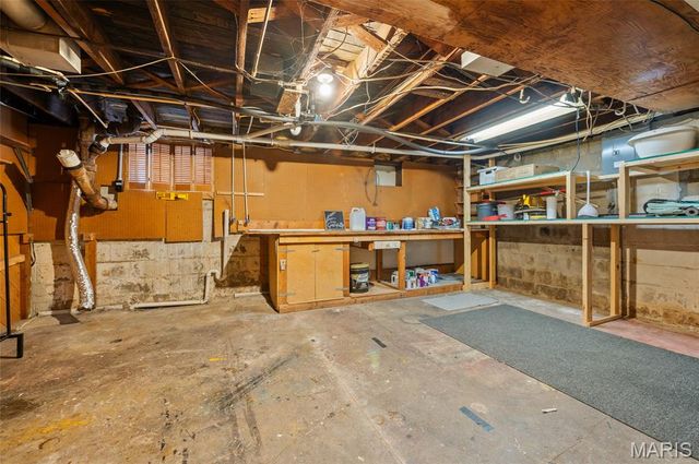 340 10th Street, Wood River, IL 62095