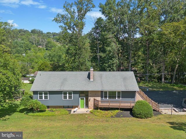 103 MORRIS RD, Coatesville, PA 19320