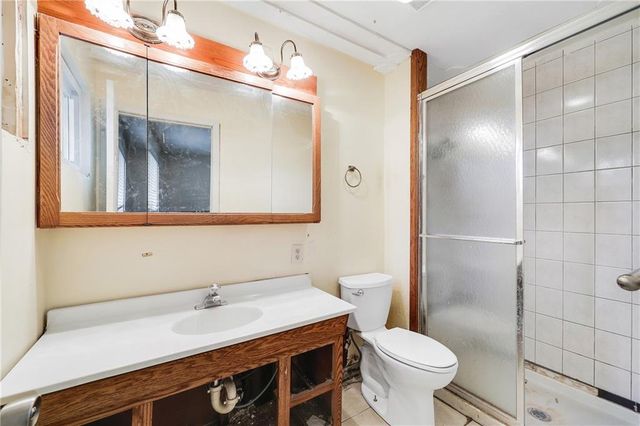 12805 E 40th Terrace S, Independence, MO 64055