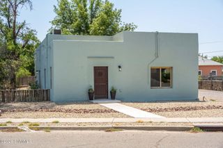 215 W Greening Avenue, Las Cruces, NM 88005