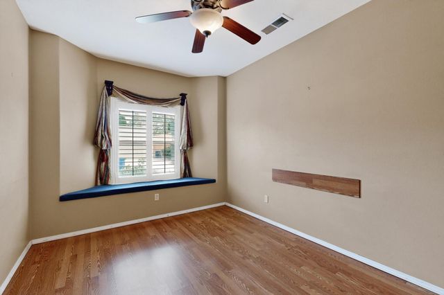 3720 Candelarias Lane, Albuquerque, NM 87107