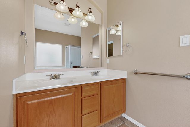 3720 Candelarias Lane, Albuquerque, NM 87107