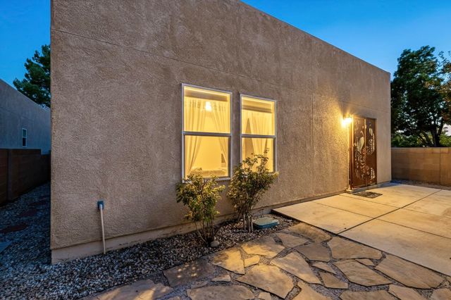 3720 Candelarias Lane, Albuquerque, NM 87107