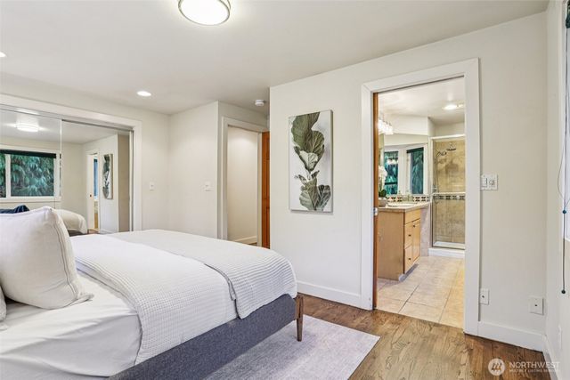 5733 155th Avenue NE, Redmond, WA 98052