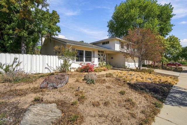 20601 Kingsbury Street, Los Angeles, CA 91311