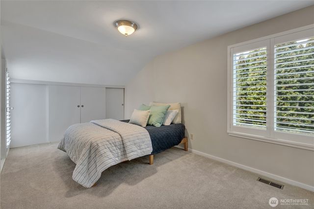 31643 37th Avenue SW, Federal Way, WA 98023