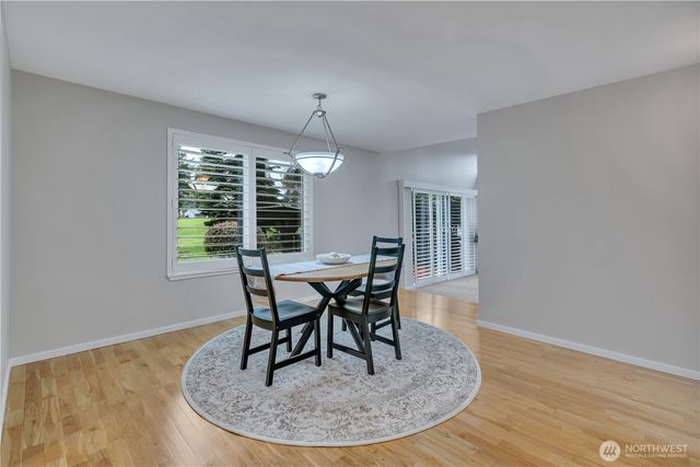 31643 37th Avenue SW, Federal Way, WA 98023